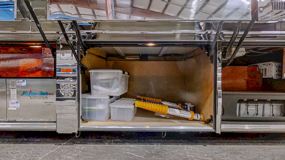 2006 Prevost Royale XLII For Sale